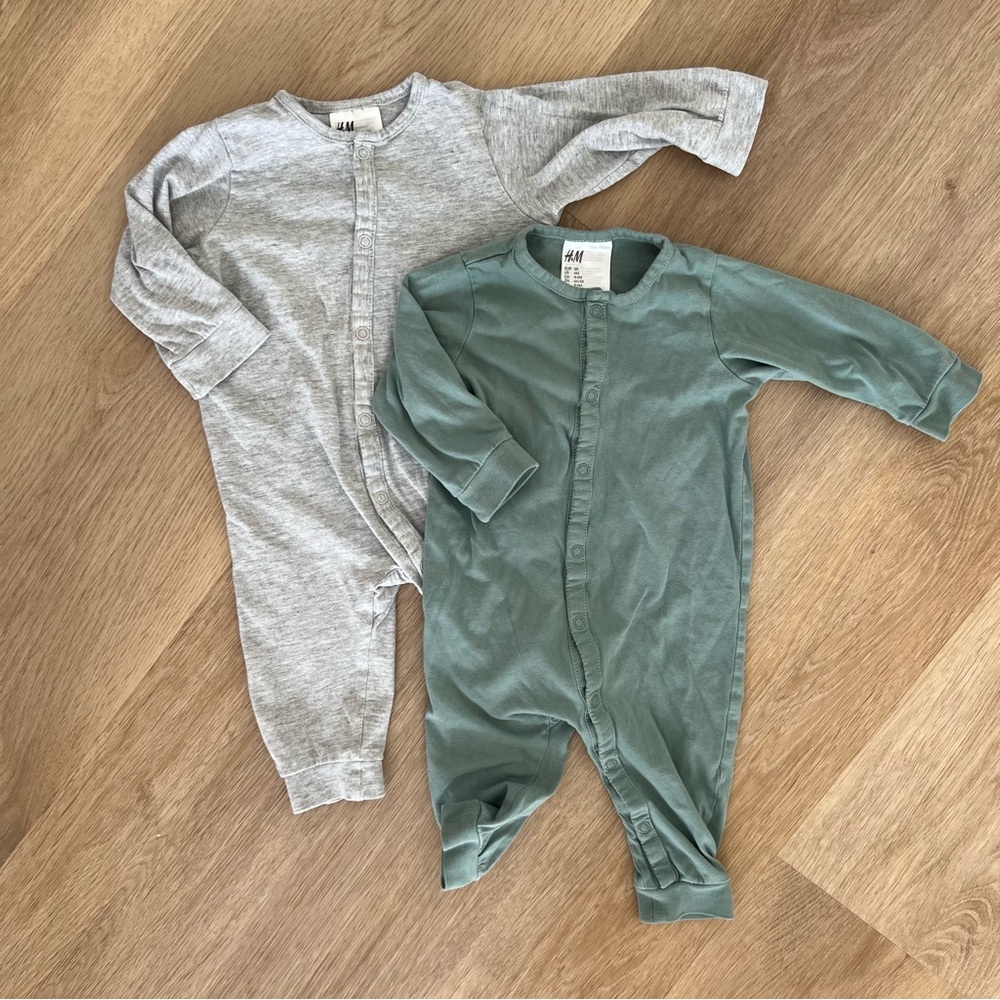 H&M Infant Onesies 2-Pack